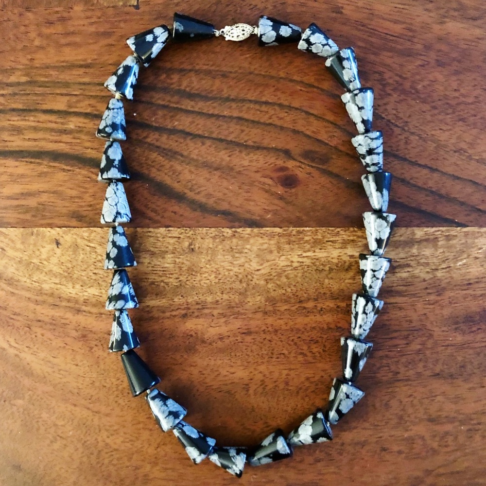 Boho Black & Gray Triangular Stone Stud Necklace - image 1